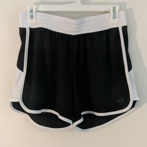 NWOT Women's Champion DuoDry Active Shorts